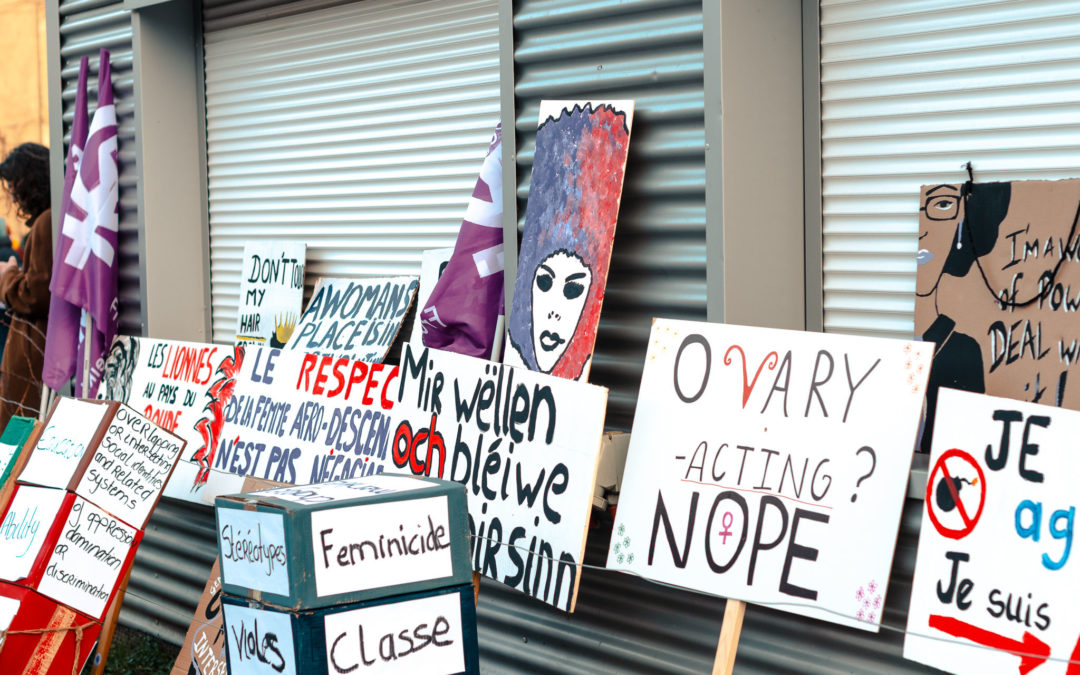 Femme, sans-papiers et en confinement, la triple peine